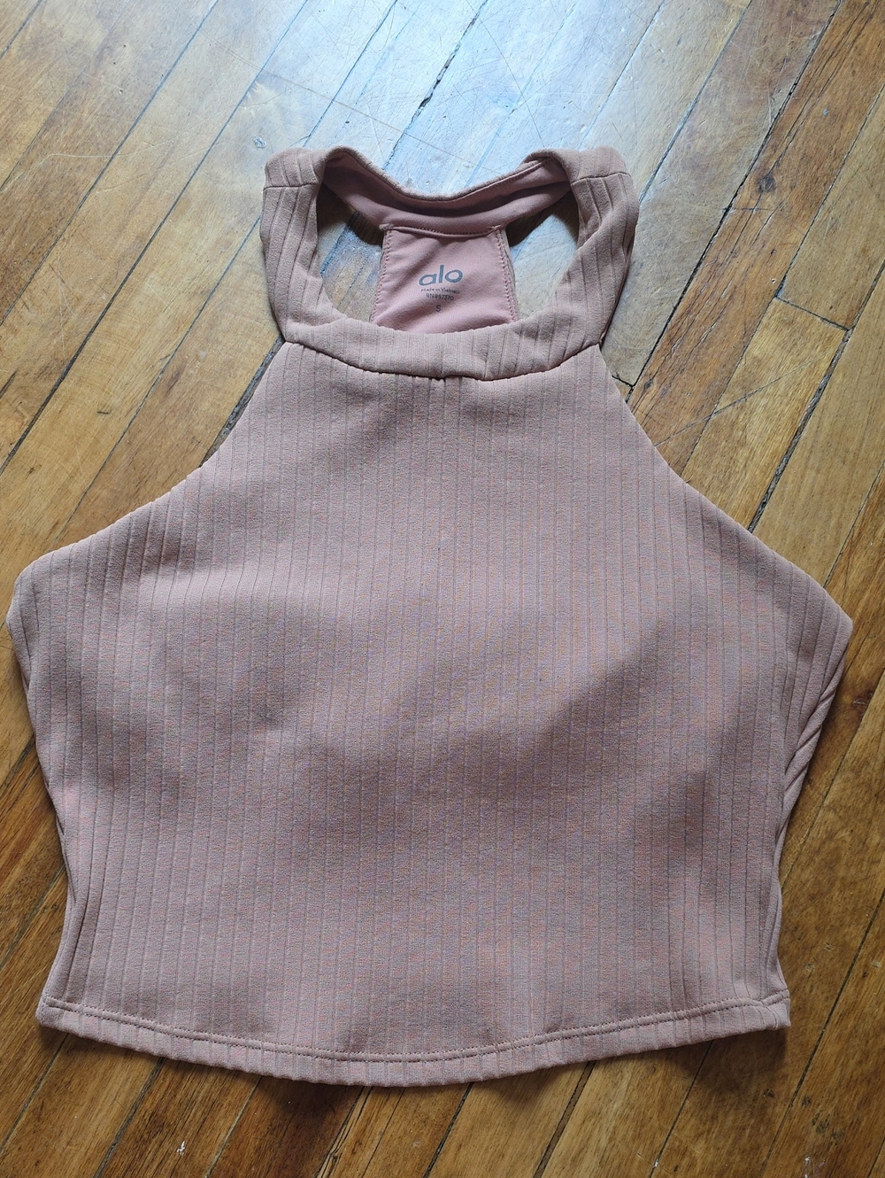 Alo High Neck Ribbed Crop Top - Mauve Pink